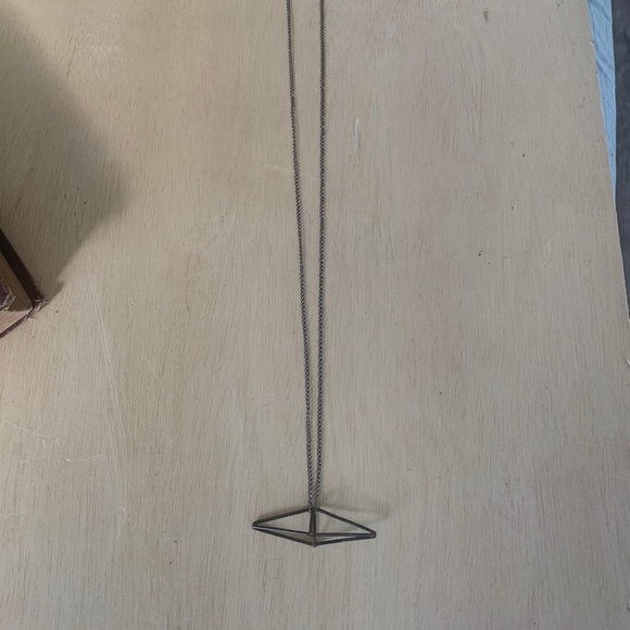 Skinny double terminating pyramids - Picture 3 of 7